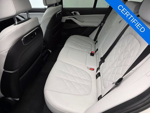 Used 2024 BMW X5 sDrive40i w/ Premium Package RWD image 14