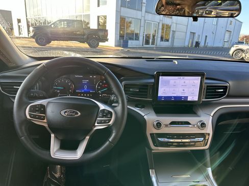 Certified 2023 Ford Explorer XLT w/ Equipment Group 202A image 15