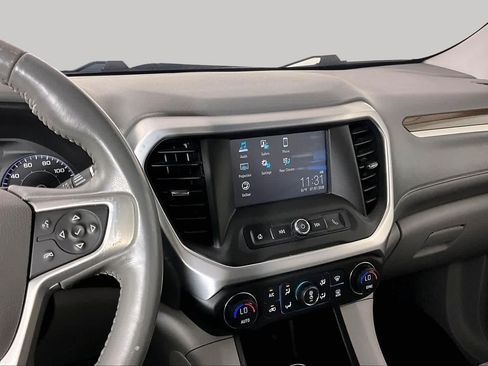 Used 2017 GMC Acadia SLE FWD image 7