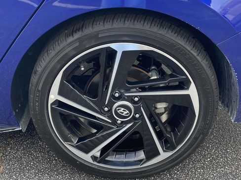 Used 2022 Hyundai Elantra N Line image 13