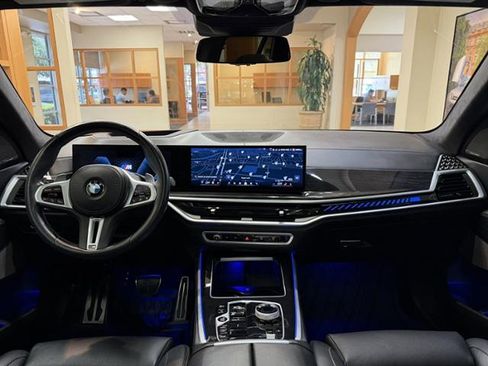 Used 2024 BMW X5 M60i AWD/4WD image 10