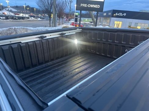 Used 2025 RAM 1500 Limited w/ Off Road Group image 7