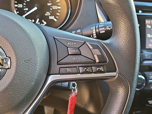 Used 2018 Nissan Rogue Sport S w/ S Appearance Package image 21