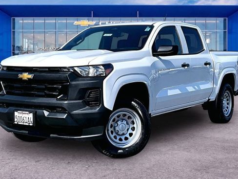 Used 2024 Chevrolet Colorado W/T AWD/4WD image 34