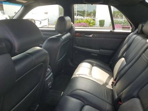 Used 1999 Cadillac Seville SLS w/ Personalization Pkg FWD image 6