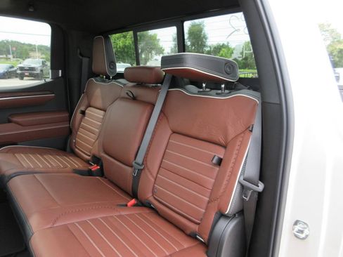 New 2026 GMC Sierra 1500 Denali Ultimate AWD/4WD image 13