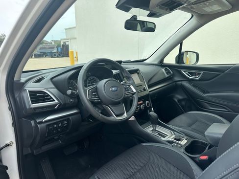 Used 2023 Subaru Forester Premium AWD/4WD image 11
