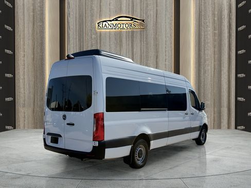 Used 2025 Mercedes-Benz Sprinter 2500 image 7