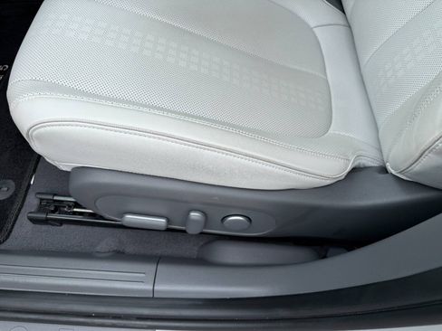 Used 2023 Hyundai Ioniq 5 SEL AWD/4WD image 25