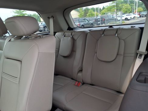 Used 2024 Lincoln Aviator AWD image 10
