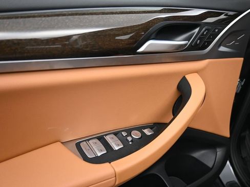 Used 2024 BMW X4 xDrive30i image 9