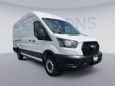 Used 2024 Ford Transit 250 148 High Roof Extended image 18