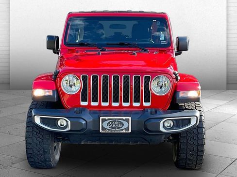 Used 2019 Jeep Wrangler Unlimited Sahara AWD/4WD image 2