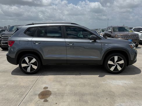 Certified 2024 Volkswagen Taos S AWD/4WD image 8