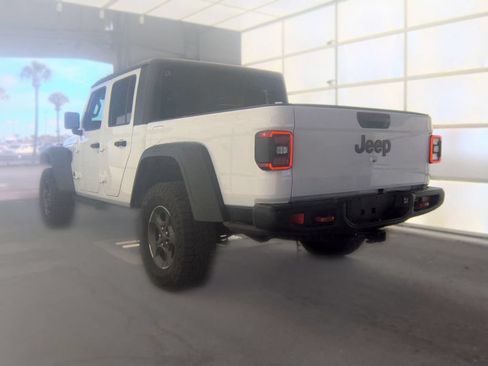 Used 2021 Jeep Gladiator Rubicon w/ Cold Weather Group AWD/4WD image 4