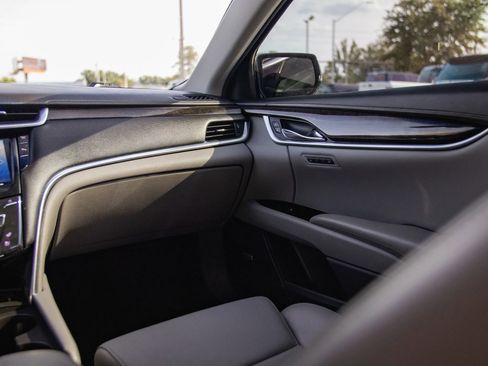 Used 2016 Cadillac XTS Luxury AWD/4WD image 32