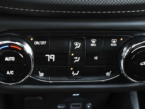 Used 2022 Chevrolet TrailBlazer ACTIV w/ Sun and Liftgate Package image 21