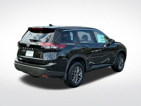 New 2026 Nissan Rogue S image 7