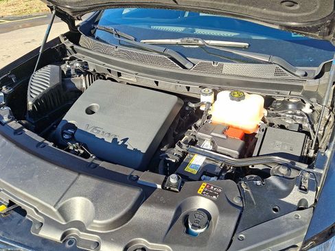 Used 2023 Chevrolet Traverse Premier w/ Redline Edition image 28