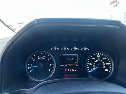 Used 2017 Ford F150 XLT w/ Equipment Group 302A Luxury AWD/4WD image 6