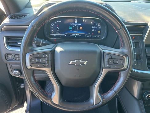 Used 2022 Chevrolet Suburban RST w/ Luxury Package image 19