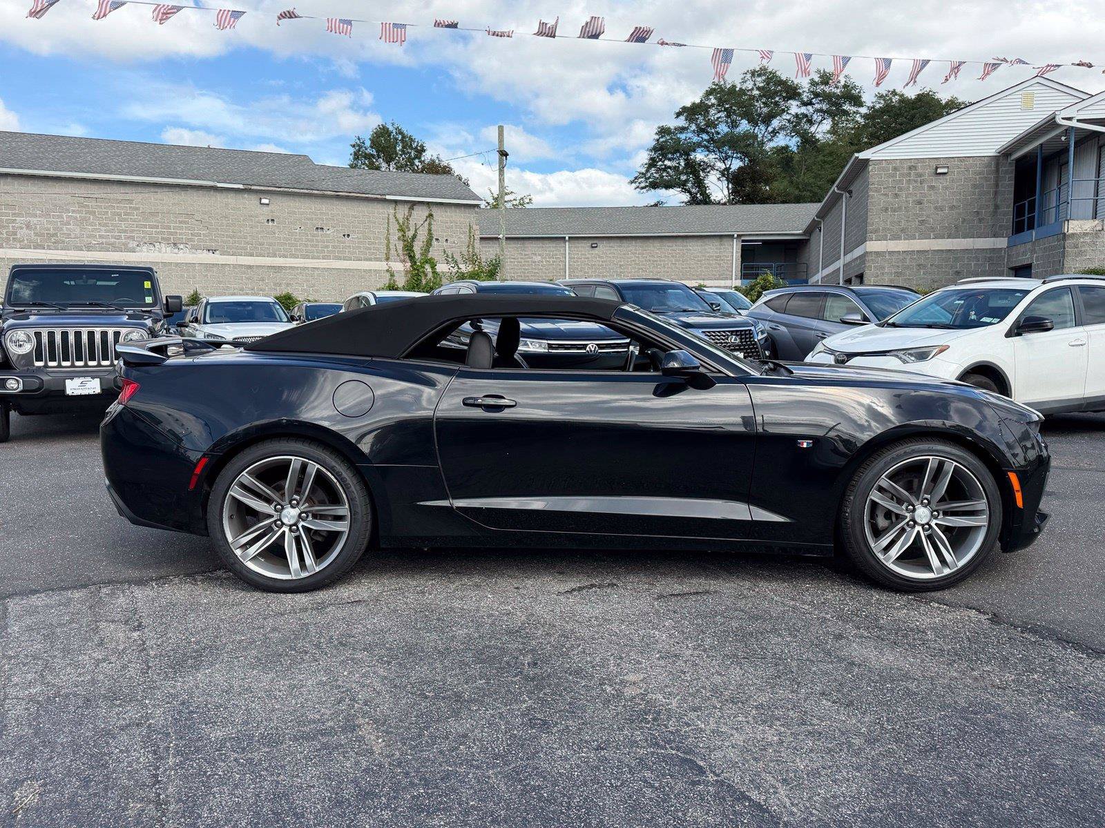 Used 2016 Chevrolet Camaro LT RWD image 13