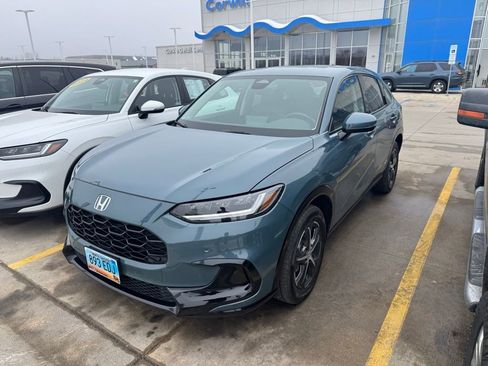 Used 2024 Honda HR-V EX-L image 8