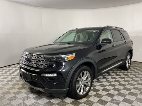 Used 2022 Ford Explorer Limited image 4