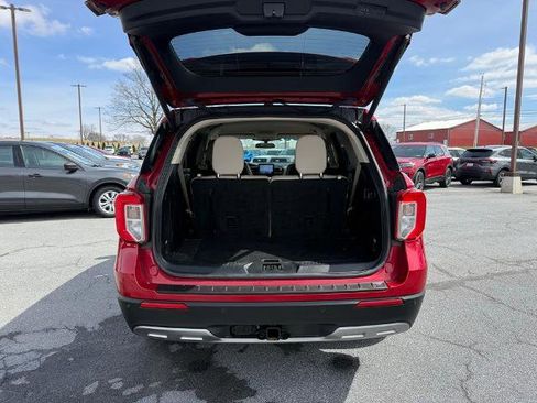 Certified 2023 Ford Explorer XLT w/ Equipment Group 202A image 30