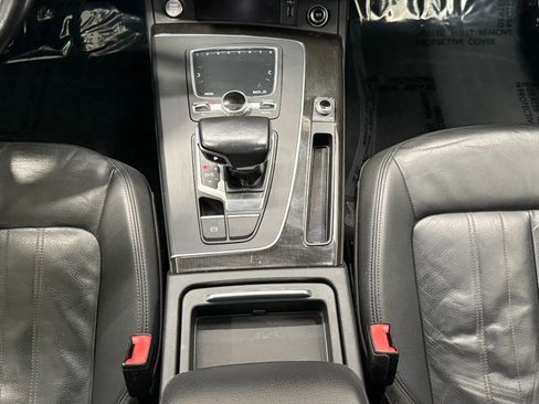 Used 2018 Audi Q5 2.0T Premium Plus w/ Premium Plus Package image 32