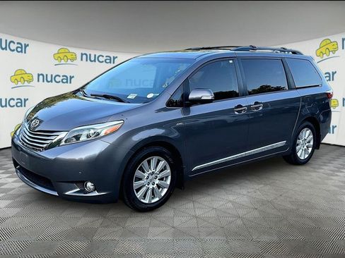 Certified 2017 Toyota Sienna Limited Premium w/ Preferred Accessory Package AWD/4WD image 3