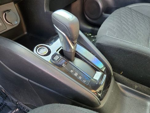 Used 2022 Nissan Kicks S w/ Interior Electronics Package FWD image 24