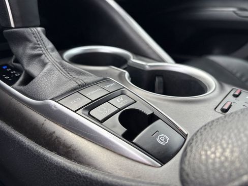 Used 2023 Toyota Camry XLE w/ Navigation Package image 20