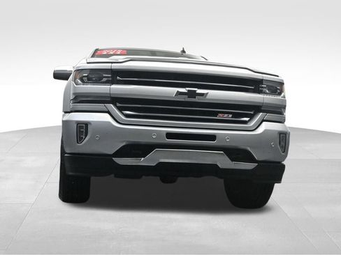 Used 2018 Chevrolet Silverado 1500 LTZ Z71 w/ LTZ Plus Package AWD/4WD image 31