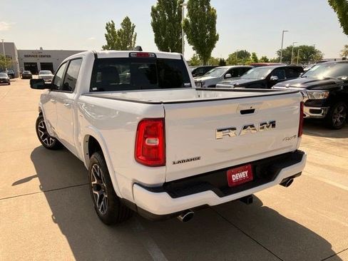 Used 2025 RAM 1500 Laramie w/ Sport Appearance Package AWD/4WD image 8