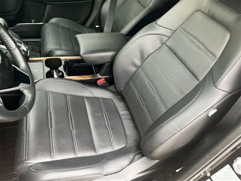 Used 2021 Honda CR-V Touring image 16
