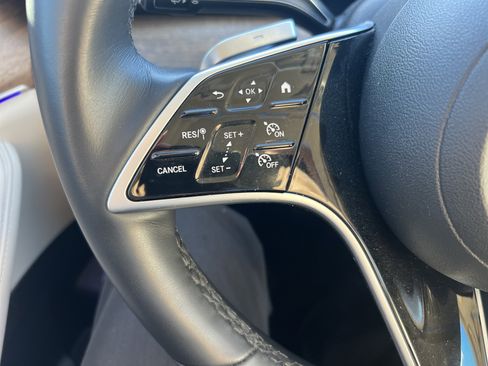 Used 2025 Mercedes-Benz GLE 350 4MATIC image 19