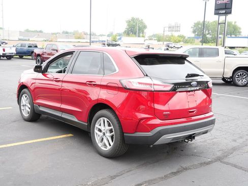 Used 2024 Ford Edge SEL w/ Convenience Package AWD/4WD image 6