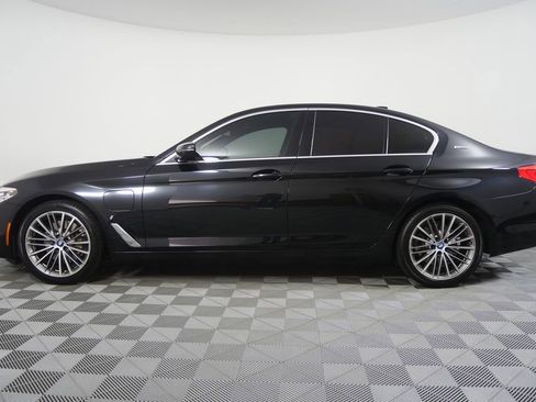 Used 2019 BMW 530e xDrive w/ Convenience Package AWD/4WD image 6