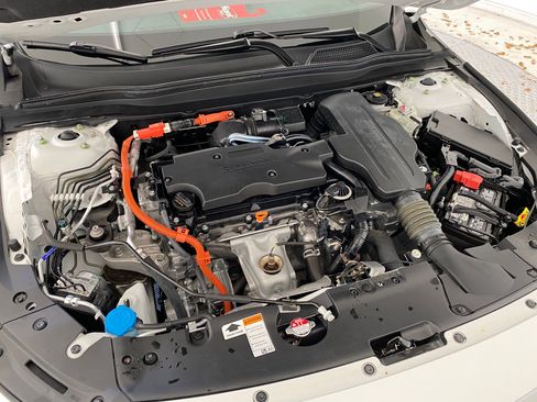 Used 2022 Honda Accord Touring image 32