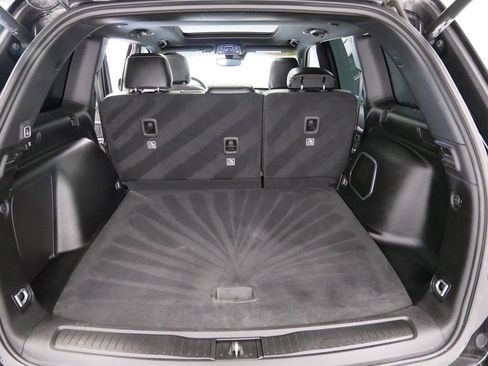 Used 2024 Jeep Grand Cherokee Limited 4xe image 9