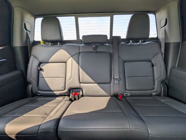 Used 2025 Chevrolet Silverado 1500 RST w/ Convenience Package II AWD/4WD image 28