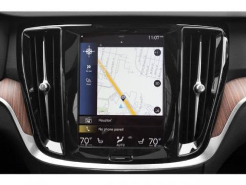 Used 2019 Volvo S60 T6 Momentum w/ Premium Package image 16