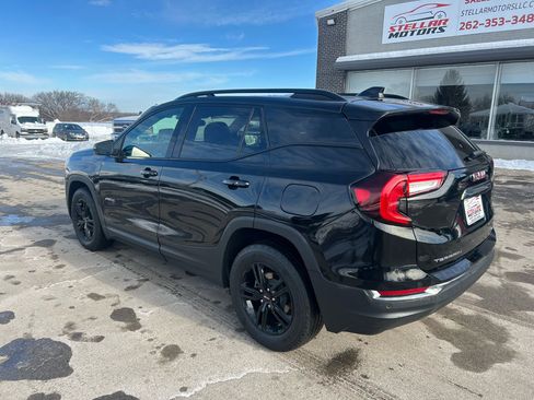 Used 2022 GMC Terrain AT4 w/ Infotainment Package II image 5