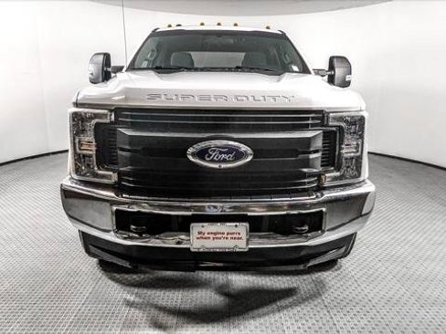 Used 2019 Ford F250 XL w/ Power Equipment Group AWD/4WD image 12