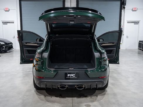 Used 2024 Porsche Cayenne Turbo GT AWD/4WD image 47