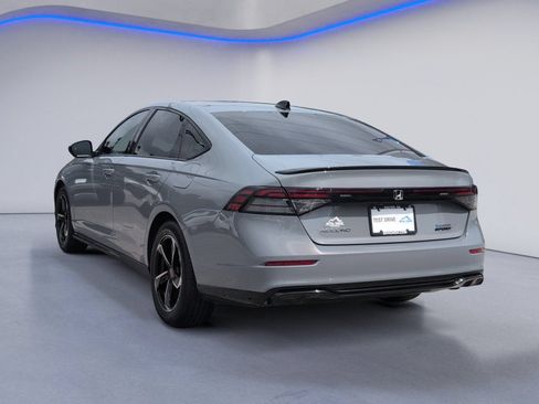 Used 2024 Honda Accord Sport image 3