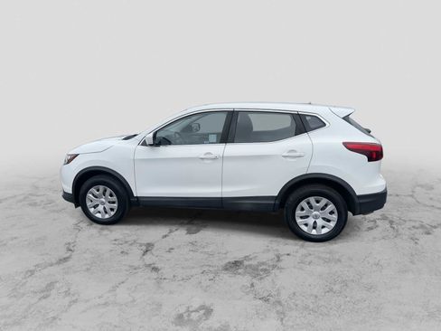 Used 2019 Nissan Rogue Sport S image 5