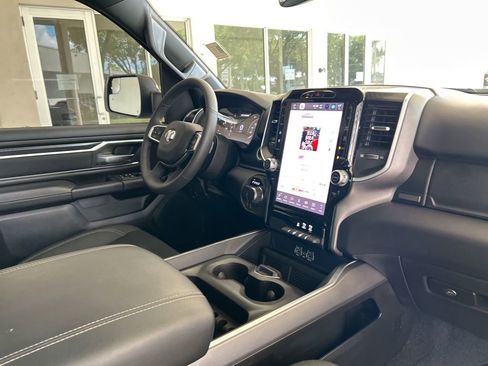 Used 2025 RAM 1500 Big Horn RWD image 26