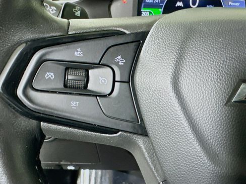 Used 2023 Chevrolet Bolt EUV LT w/ Convenience Package image 16